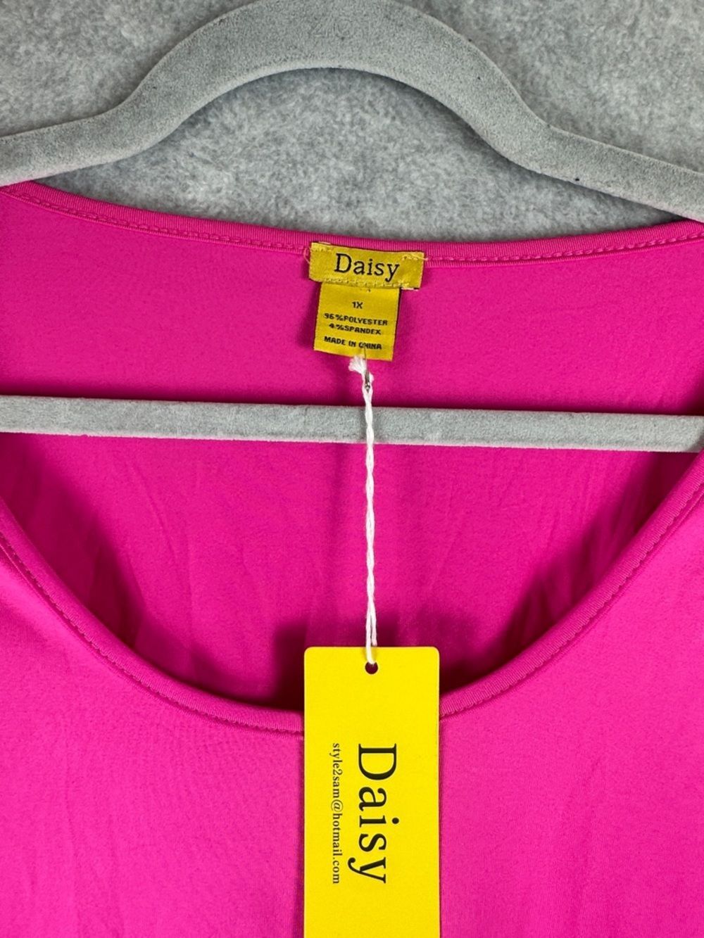 NEW Daisy Fuchsia Pink Women's Plus 1X Long Sleeve Scoop Neck Bodysuit - Picture 2 of 5